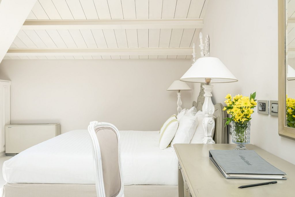 loft-room-micra-anglia-hotel-andros-12