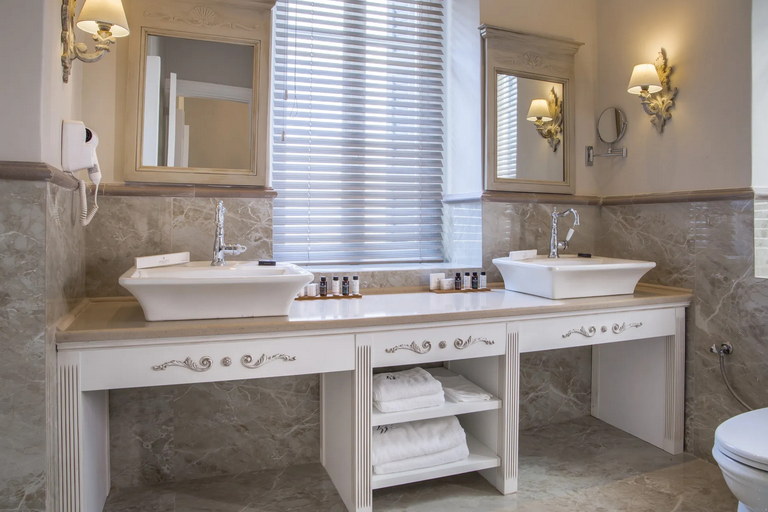 Family-suite-andros-island-05