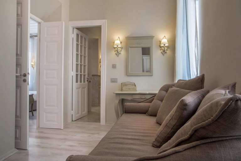 Family-suite-andros-island-06