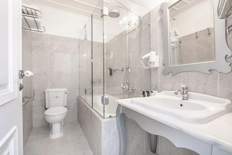 deluxe-room-micraanglia-boutique-hotel-spa-andros-island-04